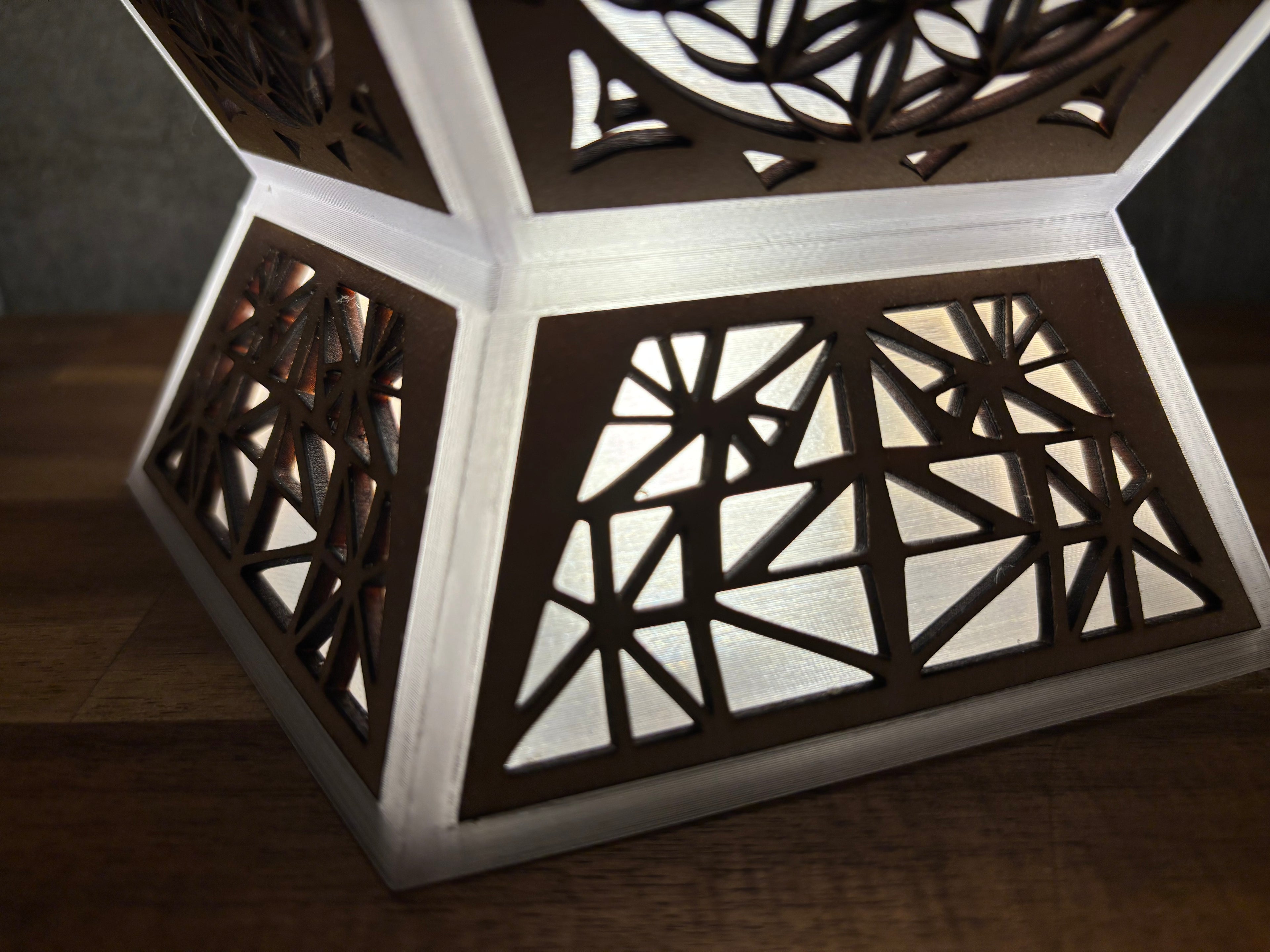 HybridGlow – 3D Print × Laser